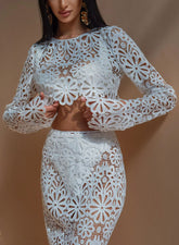 Balmy Summers Crochet Lace Floral Pattern Long Sleeve Crop Vacation Top